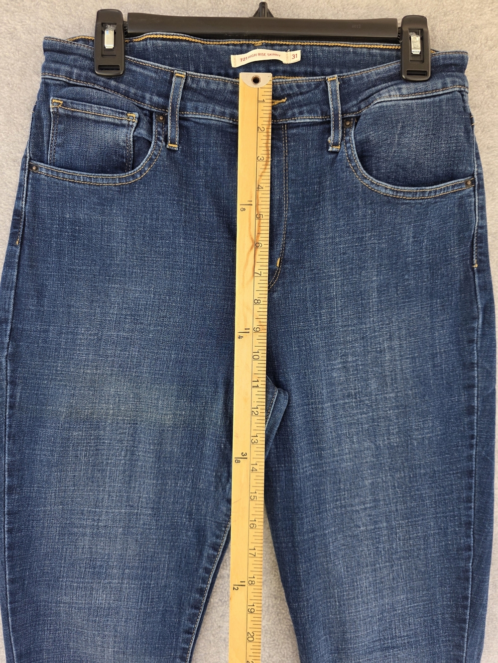 Levi's Women's 721 High Rise Skinny Jeans Size 31x30 - Picture 4 of 12